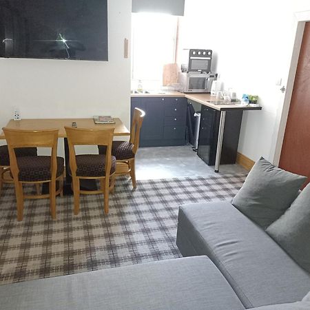 The Townhouse Accommodation ダンフリーズ エクステリア 写真