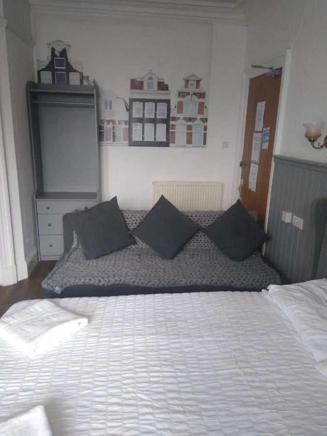The Townhouse Accommodation ダンフリーズ エクステリア 写真