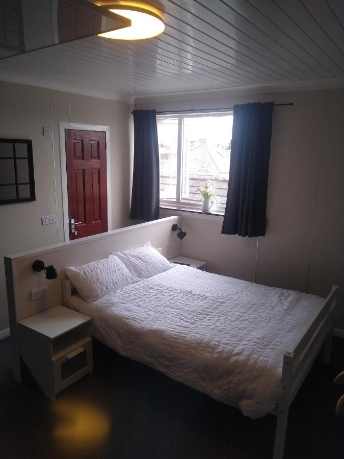 The Townhouse Accommodation ダンフリーズ エクステリア 写真