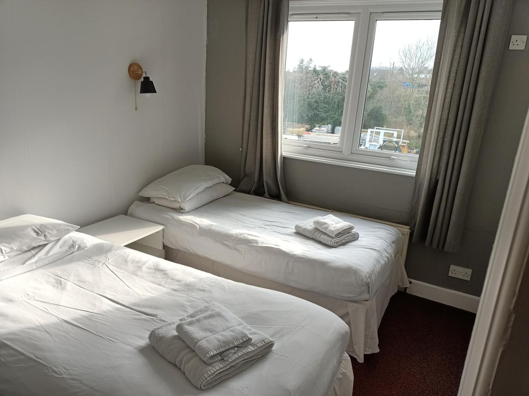 The Townhouse Accommodation ダンフリーズ エクステリア 写真