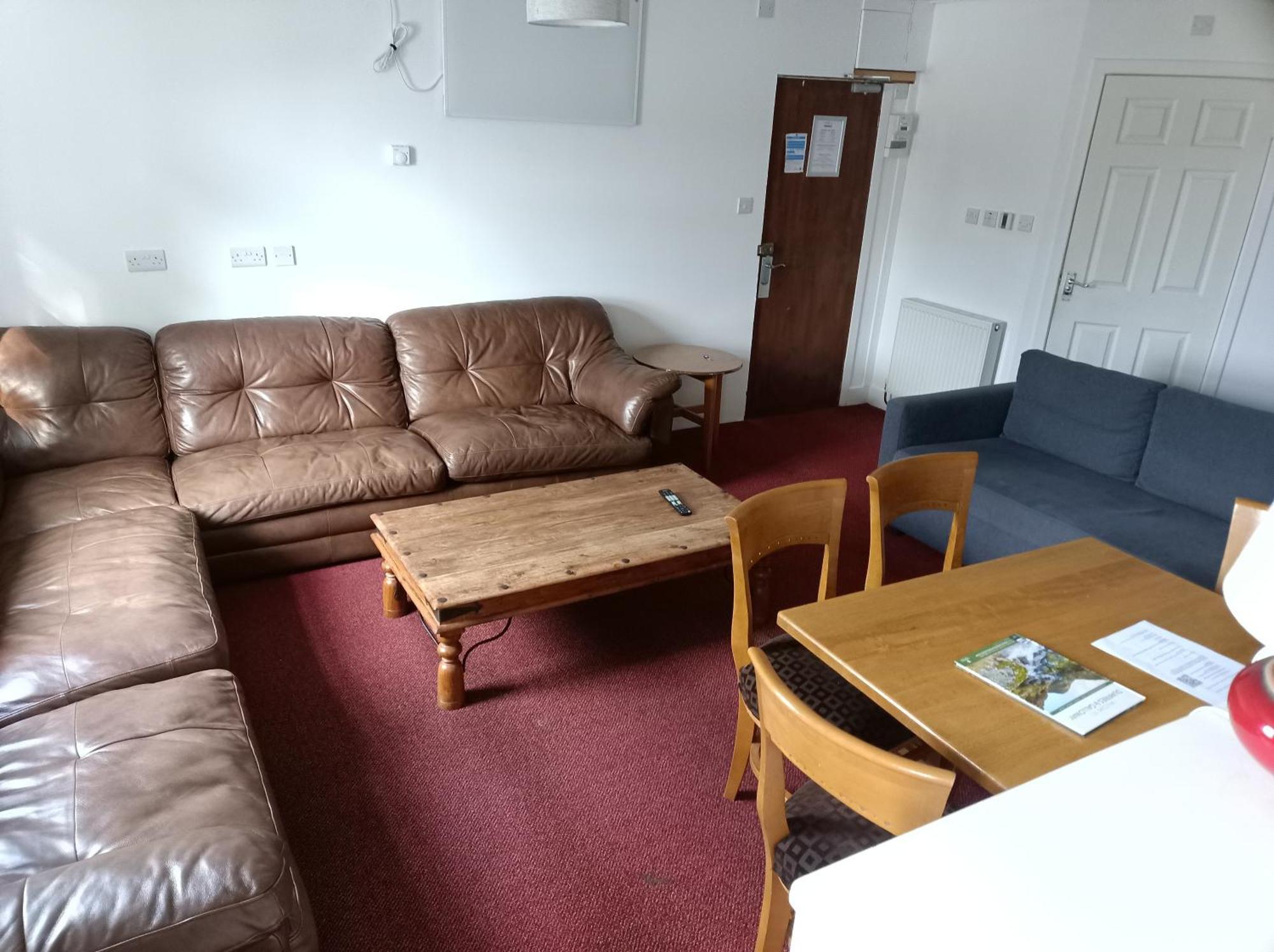 The Townhouse Accommodation ダンフリーズ エクステリア 写真